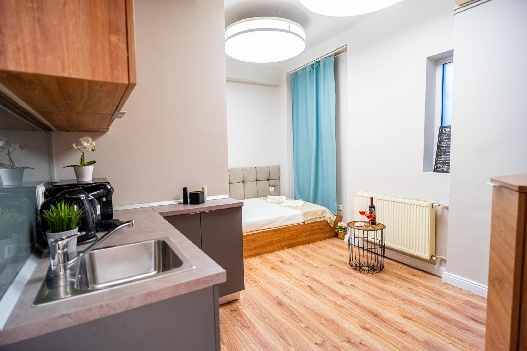 Cozy Apartments Near Calea Victoriei Bukarest Kültér fotó