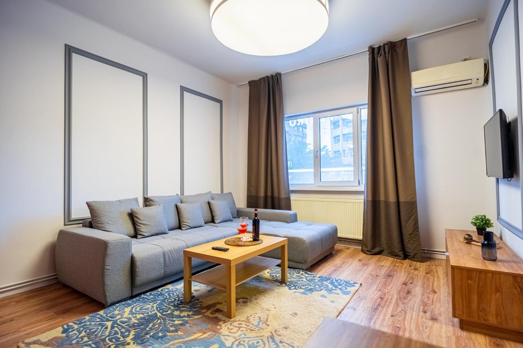 Cozy Apartments Near Calea Victoriei Bukarest Kültér fotó