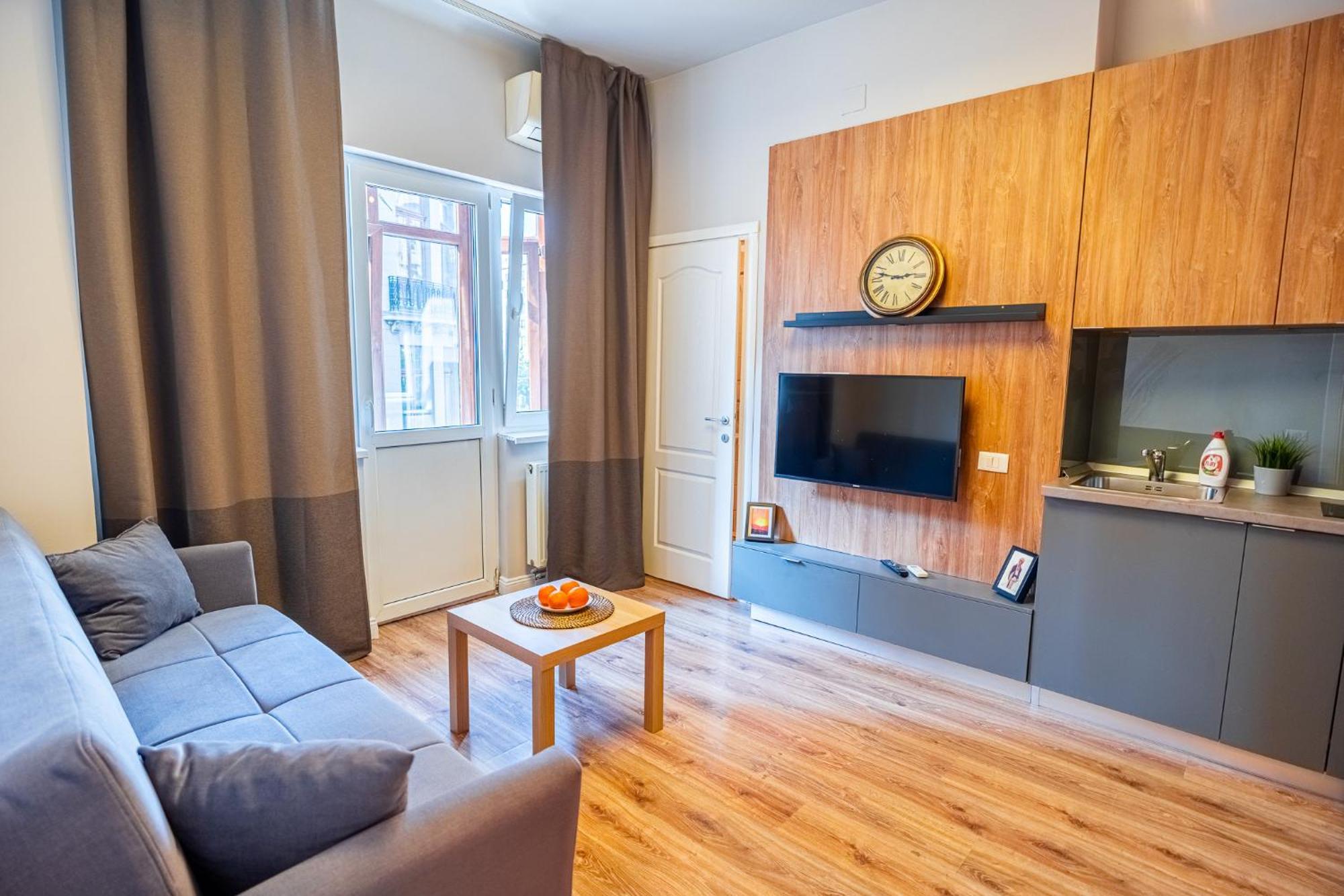 Cozy Apartments Near Calea Victoriei Bukarest Kültér fotó