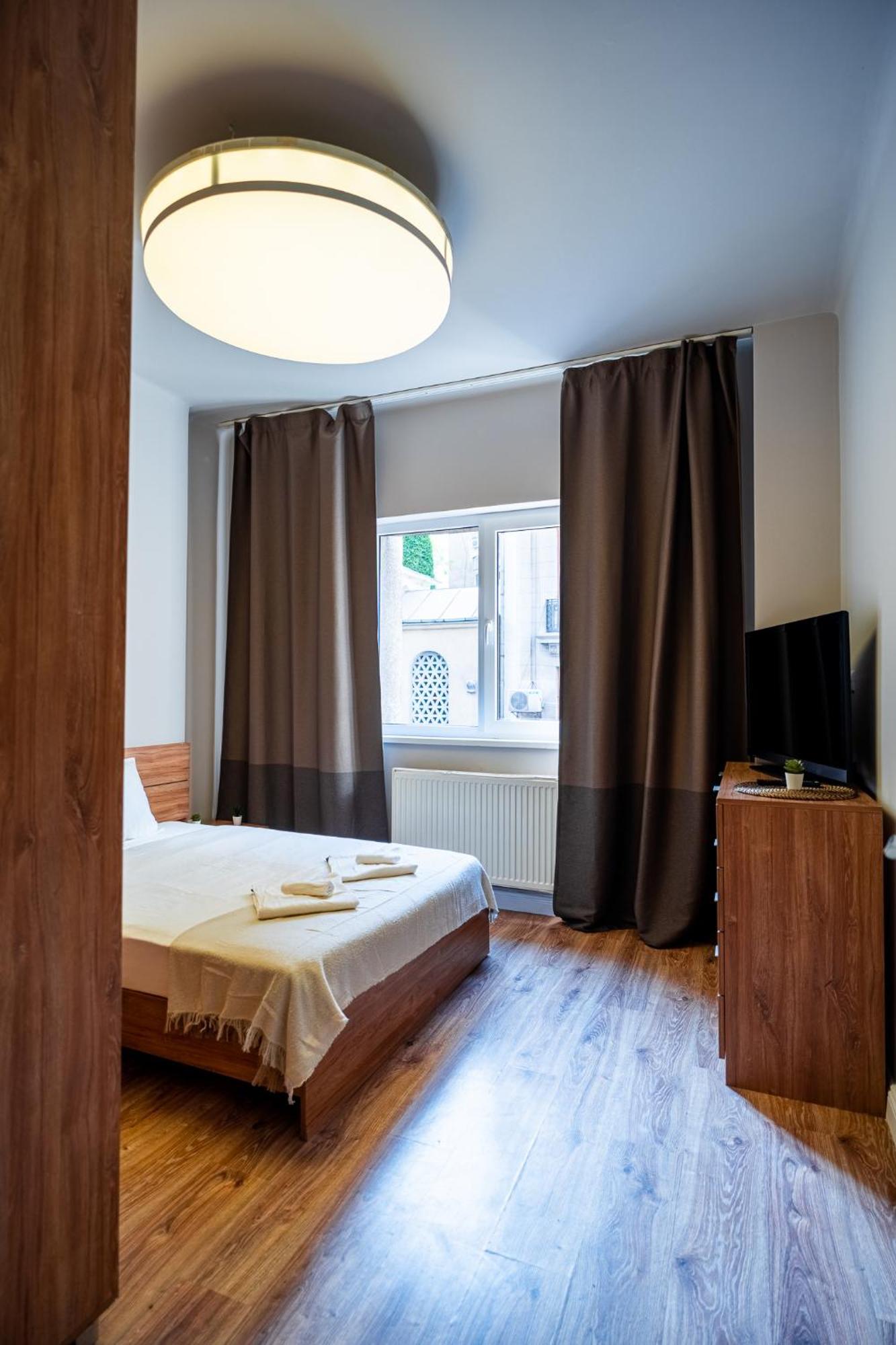 Cozy Apartments Near Calea Victoriei Bukarest Kültér fotó