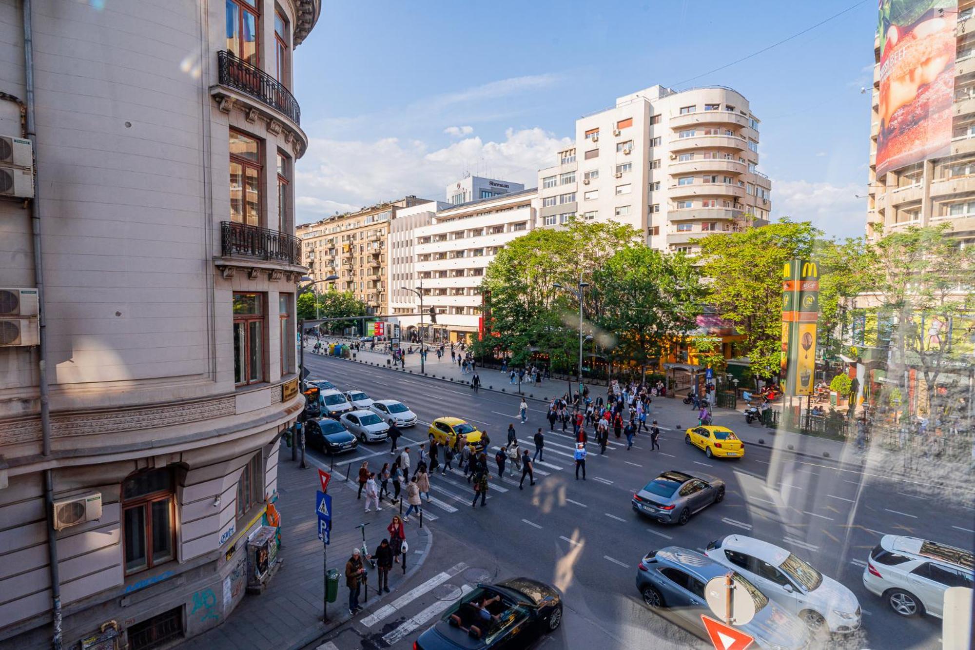 Cozy Apartments Near Calea Victoriei Bukarest Kültér fotó